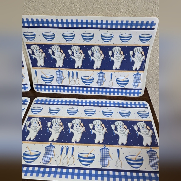 VTG 1997 Pillsbury Doughboy Kitchen Placemats - Set of 4 -18"x11.5" Beige & Blue - Picture 2 of 6